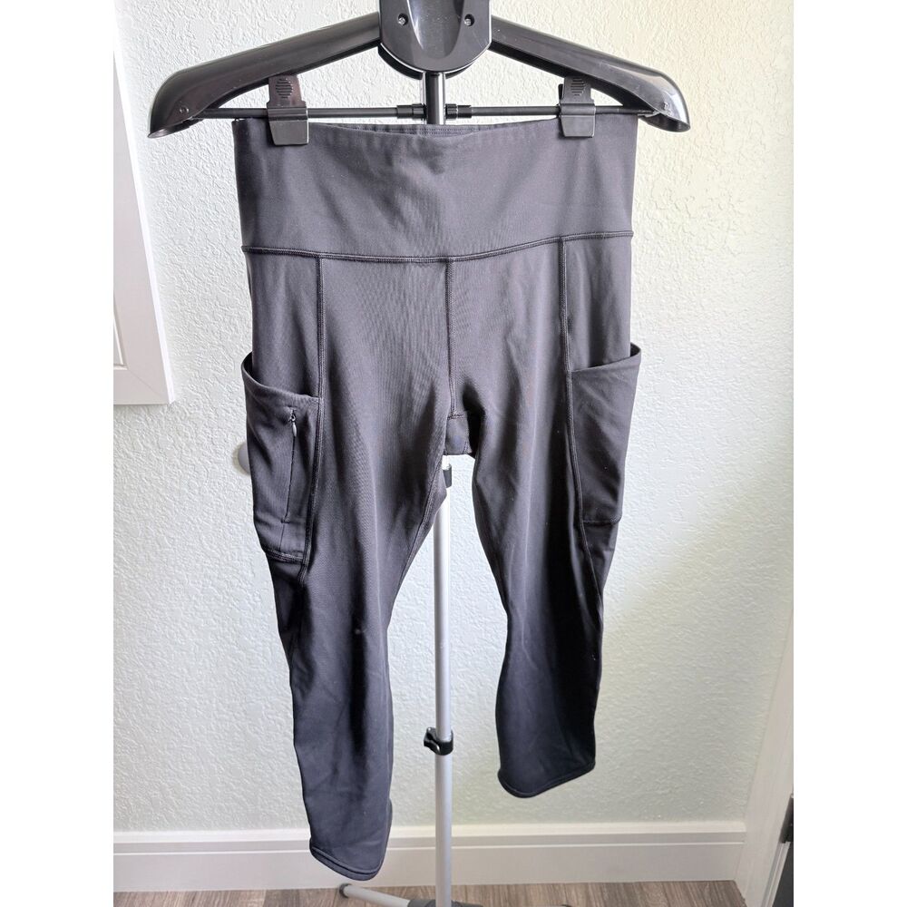 Athleta Womens Athletic Active Wear Capri Leggings with Pockets Size M